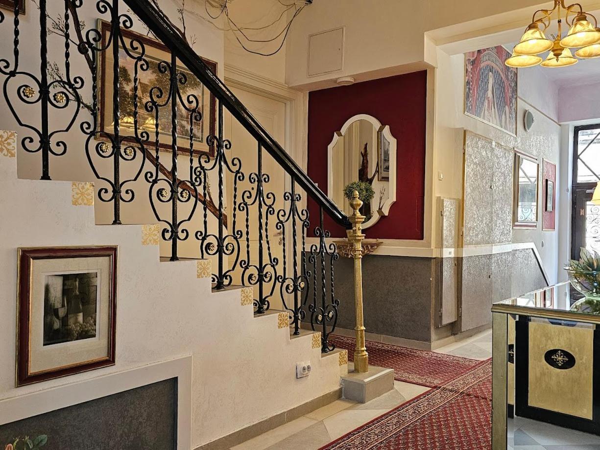 Vansvel Royal Boutique Apartment 2 Belgrad Exterior foto
